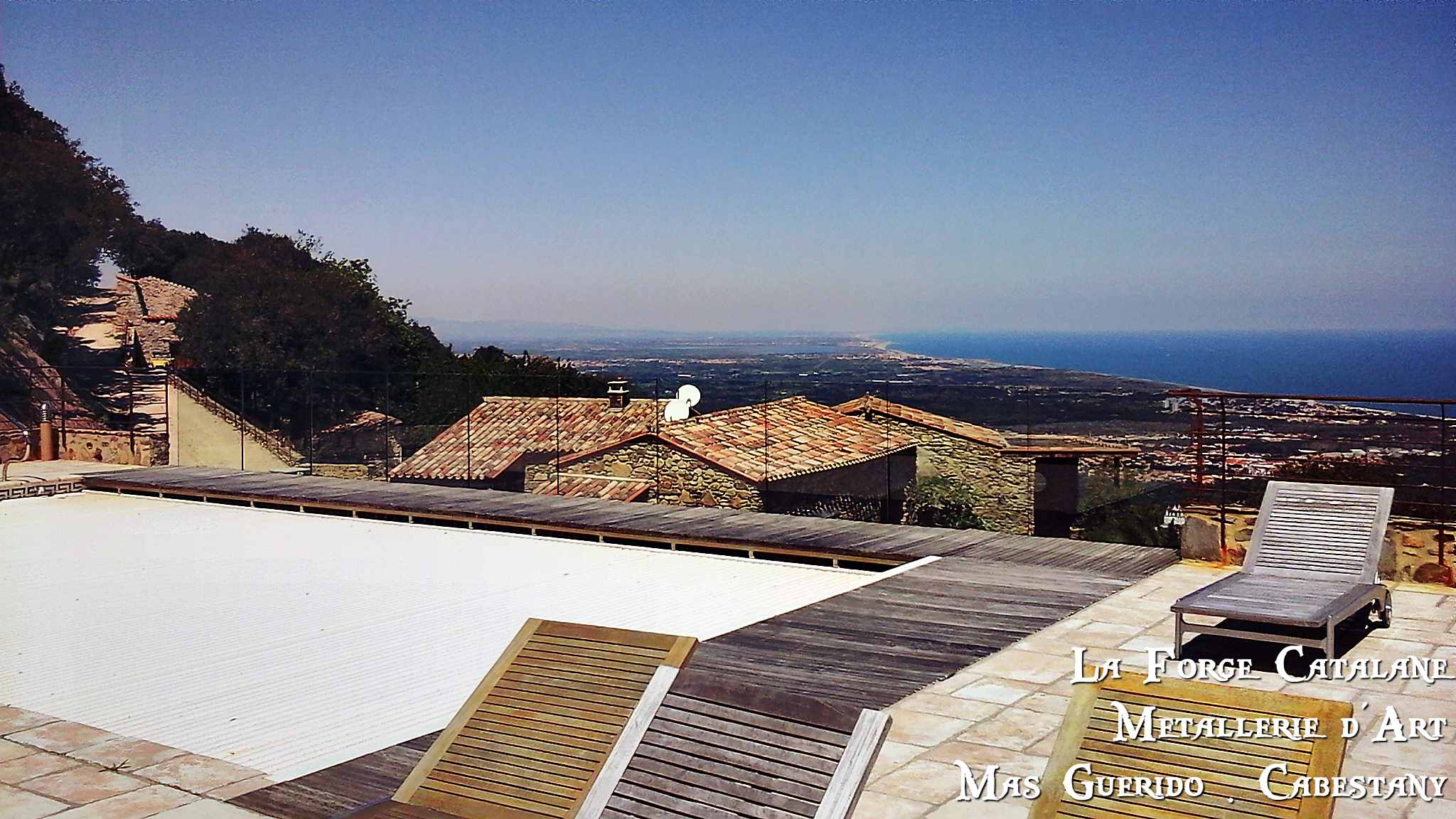 Rambarde vitrage integral Qrailing sans poteaux ni main courante forge catalane 5.jpg